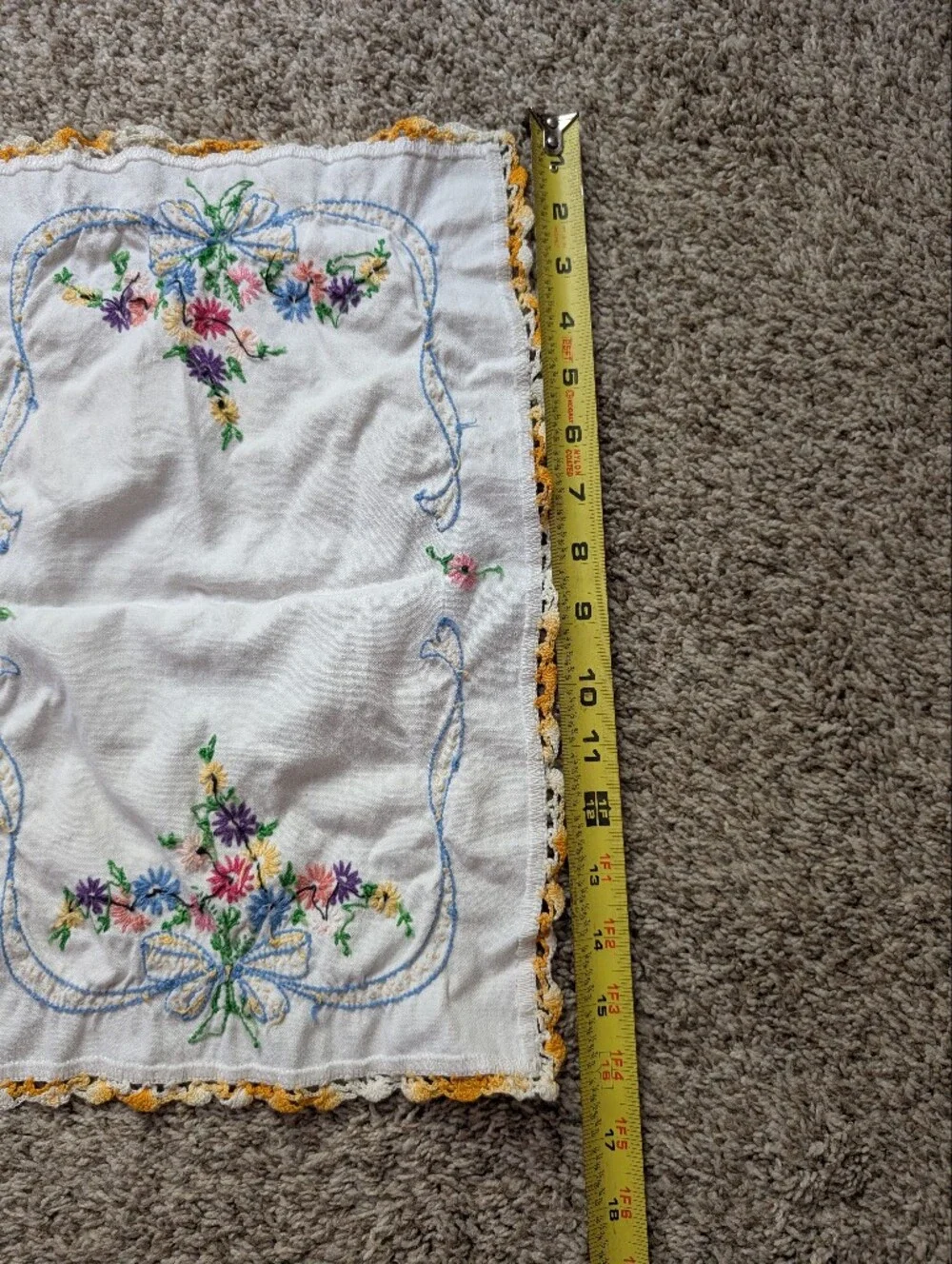 Embroidered Floral Bow Linen Napkin Set with Yellow Crochet Trim Hand‎ Made